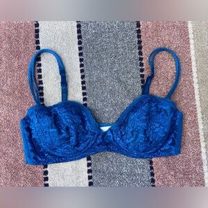 Victoria Secret Gold Label Vintage 90s Style 1907 34B in Blue  Lace